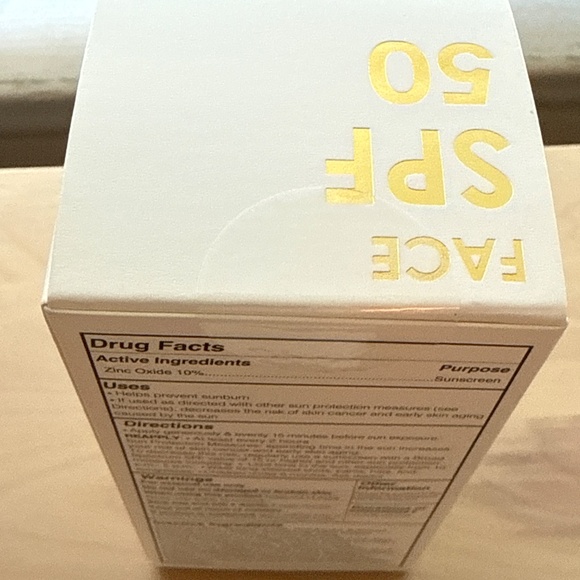 Kopari bright as day sheer mineral sunscreen - Picture 2 of 3